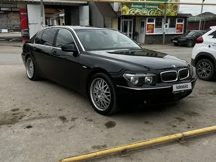 BMW 745 2004 года за 5 990 000 тг. в Алматы – фото 2