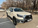 Toyota Hilux 2022 года за 21 000 000 тг. в Усть-Каменогорск