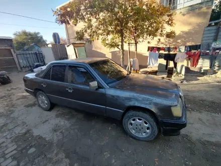 Mercedes-Benz 190 1991 года за 700 000 тг. в Атырау – фото 3