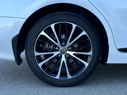 Toyota Camry 2020 года за 12 500 000 тг. в Шымкент – фото 16