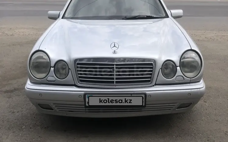 Mercedes-Benz E 55 AMG 1998 годаүшін4 500 000 тг. в Тараз