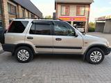 Honda CR-V 1997 года за 3 000 000 тг. в Алматы – фото 2