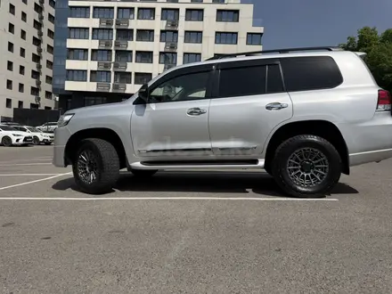 Toyota Land Cruiser 2007 года за 20 100 000 тг. в Алматы – фото 3