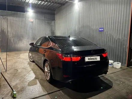 Lexus ES 350 2013 года за 13 300 000 тг. в Алматы – фото 13