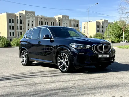 BMW X5 2020 года за 43 000 000 тг. в Алматы – фото 2