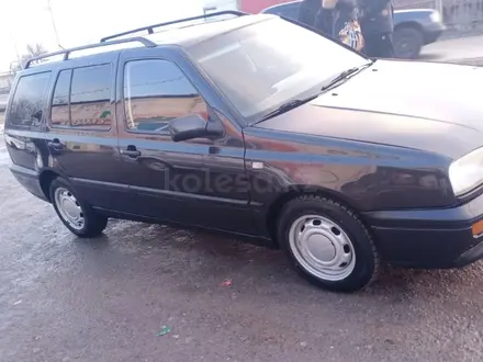 Volkswagen Golf 1993 года за 1 500 000 тг. в Караганда – фото 4