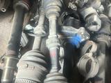 Привод (полуось) граната передняя правая для Toyota Highlander 3.5 за 85 000 тг. в Алматы