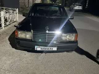 Mercedes-Benz 190