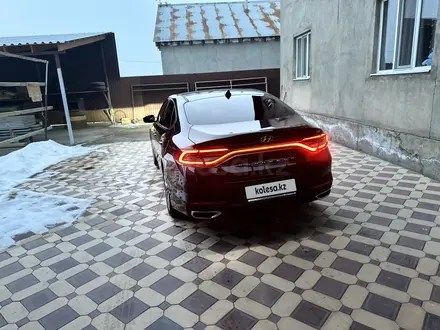 Hyundai Grandeur 2017 года за 10 600 000 тг. в Алматы – фото 2