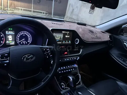 Hyundai Grandeur 2017 года за 10 600 000 тг. в Алматы – фото 8
