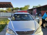 Toyota Camry 2003 года за 5 000 000 тг. в Шу – фото 2