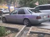 Mercedes-Benz E 320 1995 года за 2 500 000 тг. в Алматы