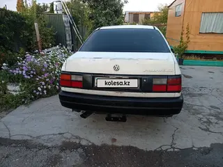 Volkswagen Passat, 1992