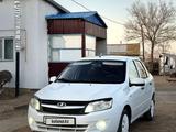 ВАЗ (Lada) Granta 2190 2013 годаүшін2 700 000 тг. в Атырау