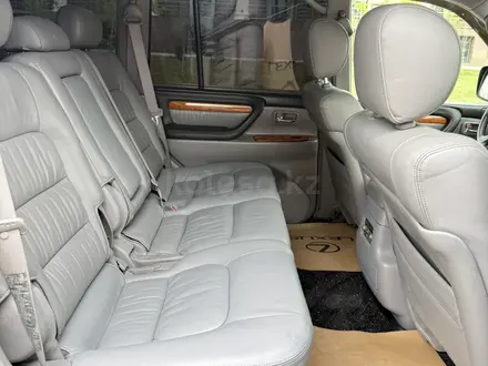Lexus LX 470 2006 года за 15 900 000 тг. в Алматы – фото 17