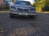 Mercedes-Benz E 220 1994 года за 700 000 тг. в Сарыозек