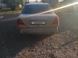 Mercedes-Benz E 220 1994 года за 700 000 тг. в Сарыозек – фото 4