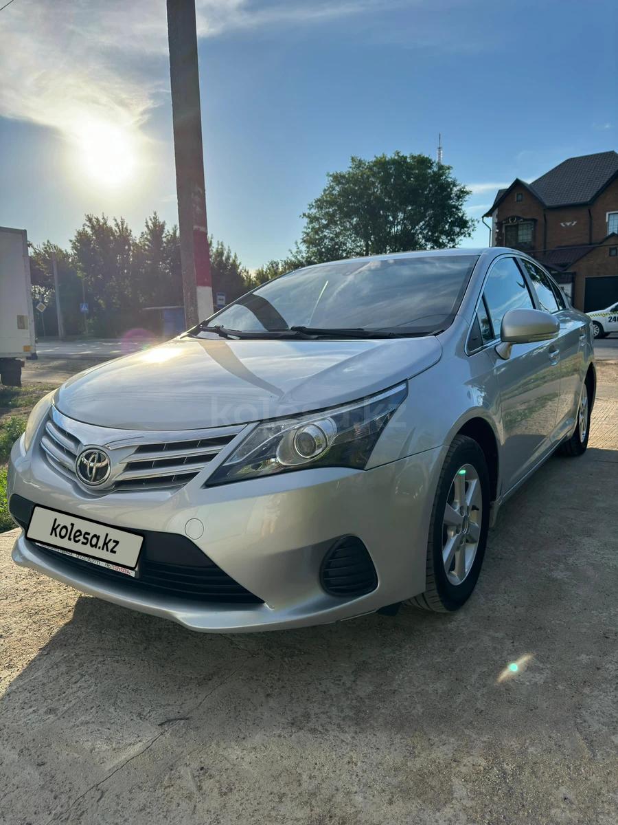 Toyota Avensis 2013 г.