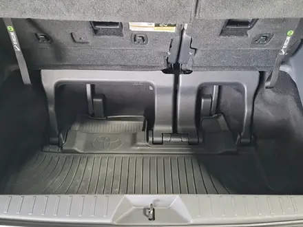 Toyota Sienna 2022 года за 21 100 000 тг. в Алматы – фото 10