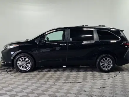 Toyota Sienna 2022 года за 21 100 000 тг. в Алматы – фото 8