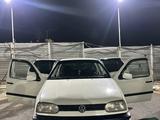 Volkswagen Golf 1993 года за 1 300 000 тг. в Алматы