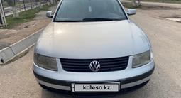 Volkswagen Passat 1997 годаfor2 400 000 тг. в Шымкент