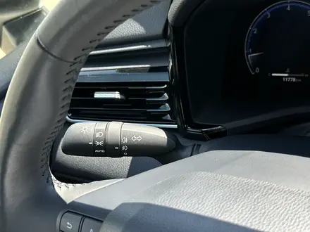 Toyota Camry 2025 года за 23 800 000 тг. в Атырау – фото 17