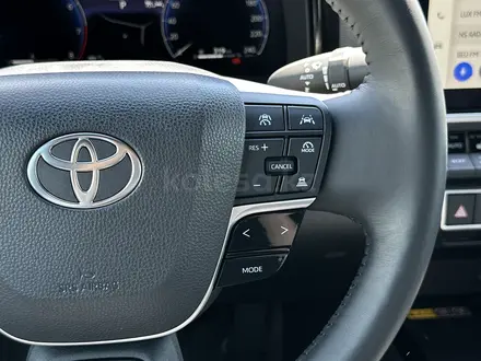 Toyota Camry 2025 года за 23 800 000 тг. в Атырау – фото 21