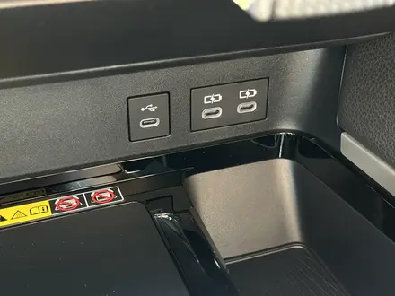 Toyota Camry 2025 года за 23 800 000 тг. в Атырау – фото 22