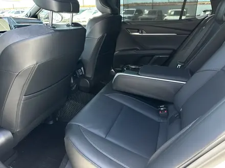 Toyota Camry 2025 года за 23 800 000 тг. в Атырау – фото 9