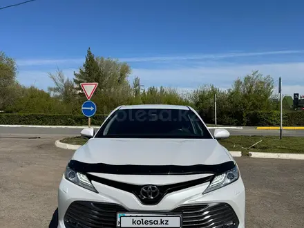 Toyota Camry 2019 года за 12 000 000 тг. в Уральск – фото 3