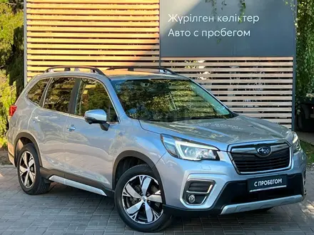 Subaru Forester Premium 2019 года за 12 990 000 тг. в Алматы – фото 5