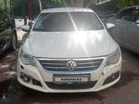 Volkswagen Passat 2011 года за 4 500 000 тг. в Алматы