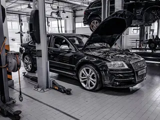 Audi S8, 2006