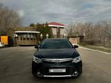 Toyota Camry 2015 годаүшін11 500 000 тг. в Жезказган – фото 2