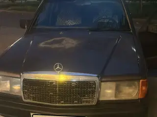Mercedes-Benz 190