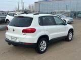 Volkswagen Tiguan 2016 года за 5 000 000 тг. в Уральск