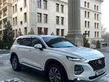 Hyundai Santa Fe 2020 годаүшін14 500 000 тг. в Алматы