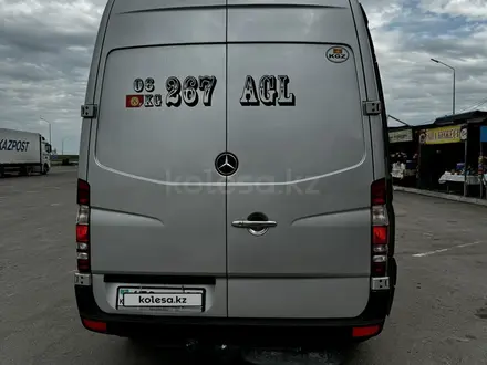 Mercedes-Benz Sprinter 2011 года за 15 000 000 тг. в Алматы – фото 16