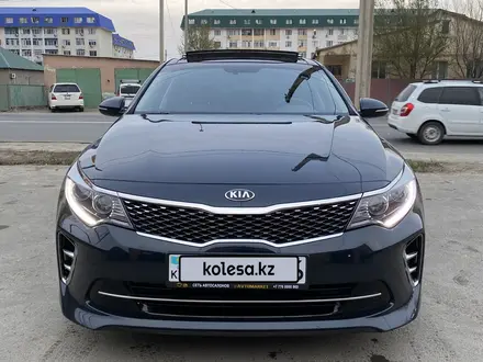 Kia K5 2015 года за 9 500 000 тг. в Атырау