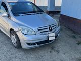 Mercedes-Benz A 170 2006 годаүшін2 500 000 тг. в Атырау – фото 3