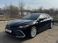 Toyota Camry 2022 года за 10 000 000 тг. в Уральск – фото 10