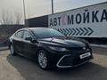Toyota Camry 2022 года за 10 000 000 тг. в Уральск – фото 13