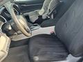 Toyota Camry 2022 года за 10 000 000 тг. в Уральск – фото 28