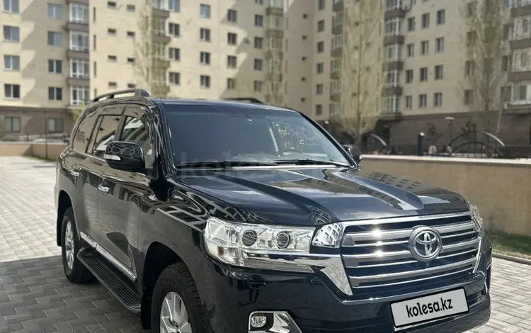 Toyota Land Cruiser 2016 годаүшін29 000 000 тг. в Астана