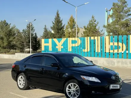 Toyota Camry 2008 года за 6 700 000 тг. в Усть-Каменогорск – фото 2