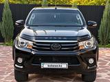 Toyota Hilux 2017 года за 14 300 000 тг. в Алматы
