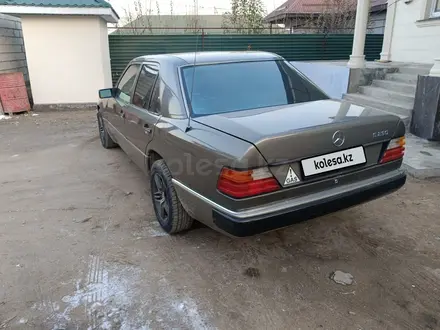 Mercedes-Benz E 200 1992 года за 1 550 000 тг. в Алматы – фото 9