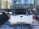 Mitsubishi L200 2008 года за 5 500 000 тг. в Астана – фото 2