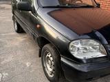 Chevrolet Niva 2006 годаүшін1 300 000 тг. в Байтерек – фото 3